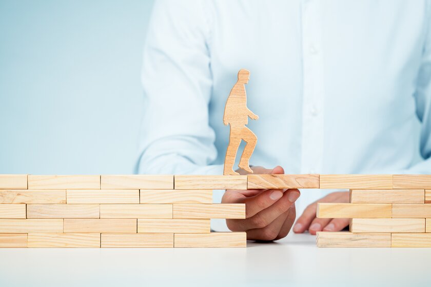 Bund baut Unternehmern eine Brücke Bund baut Unternehmern eine Brücke