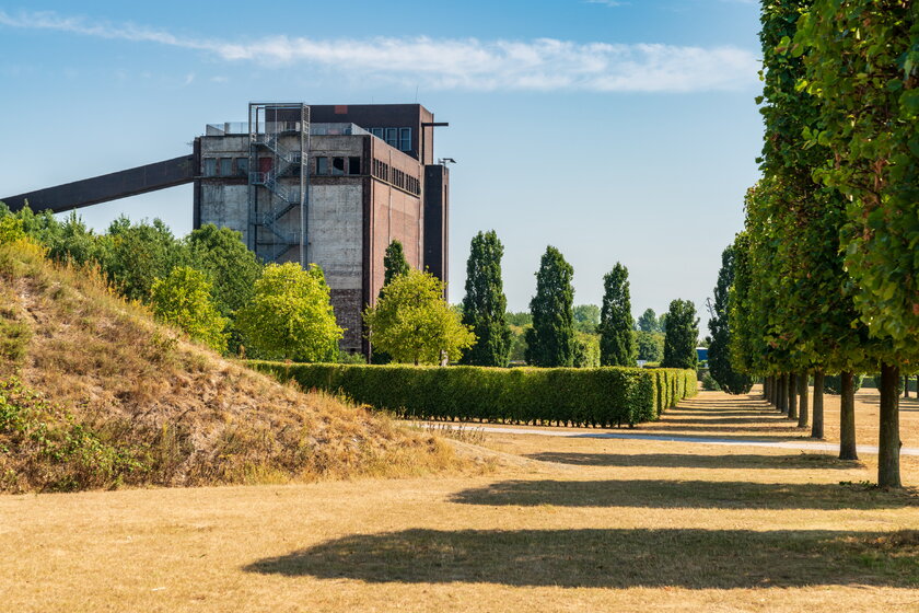 Blick in den Nordsternpark auf dem Gelände der ehemaligen Zeche Nordstern in Gelsenkirchen. 