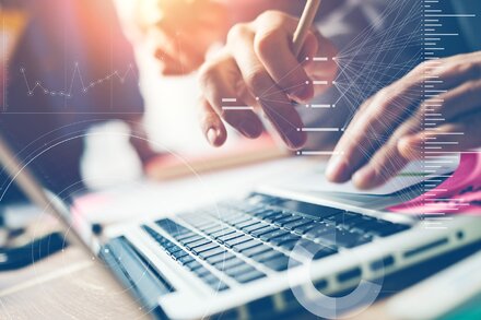 BMWI startet go-digital Start des Förderprogramm go-digital zur Digitalisierung des Mittelstand