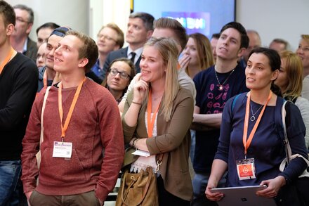 Begeistertes Publikum beim Gastro Startup Wettbewerb im Foyer Ost OG der INTERNORGA 2017. INTERNORGA 2018: Internationale Fachmesse für Hotellerie, Gastronomie, Gemeinschaftsverpflegung, Bäckereien und Konditoreien.